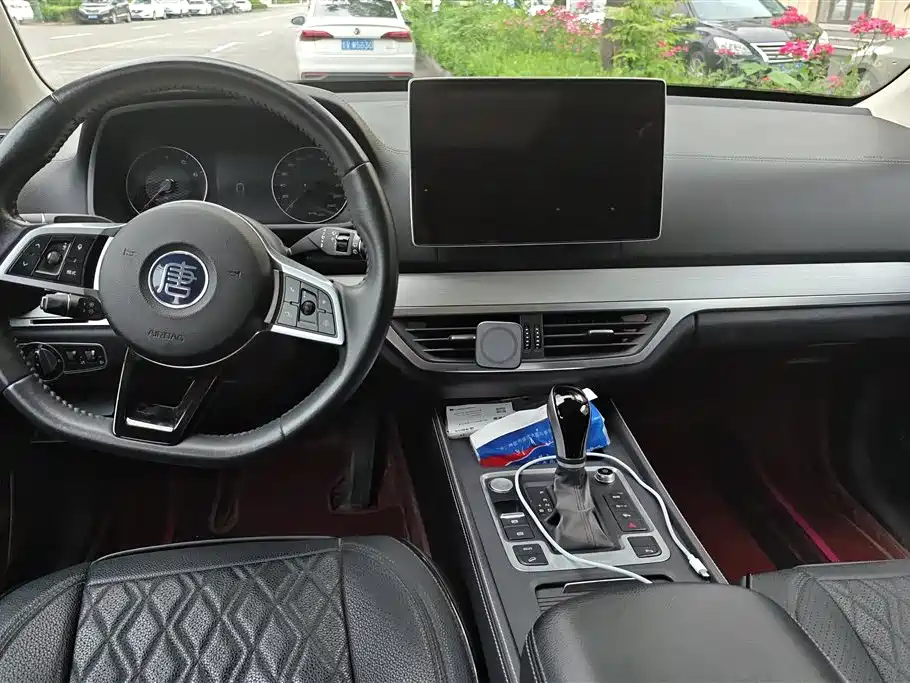 BYD Tang 2019 2.0T Automatic Smart Connect Noble 7-seater China VI фото 12