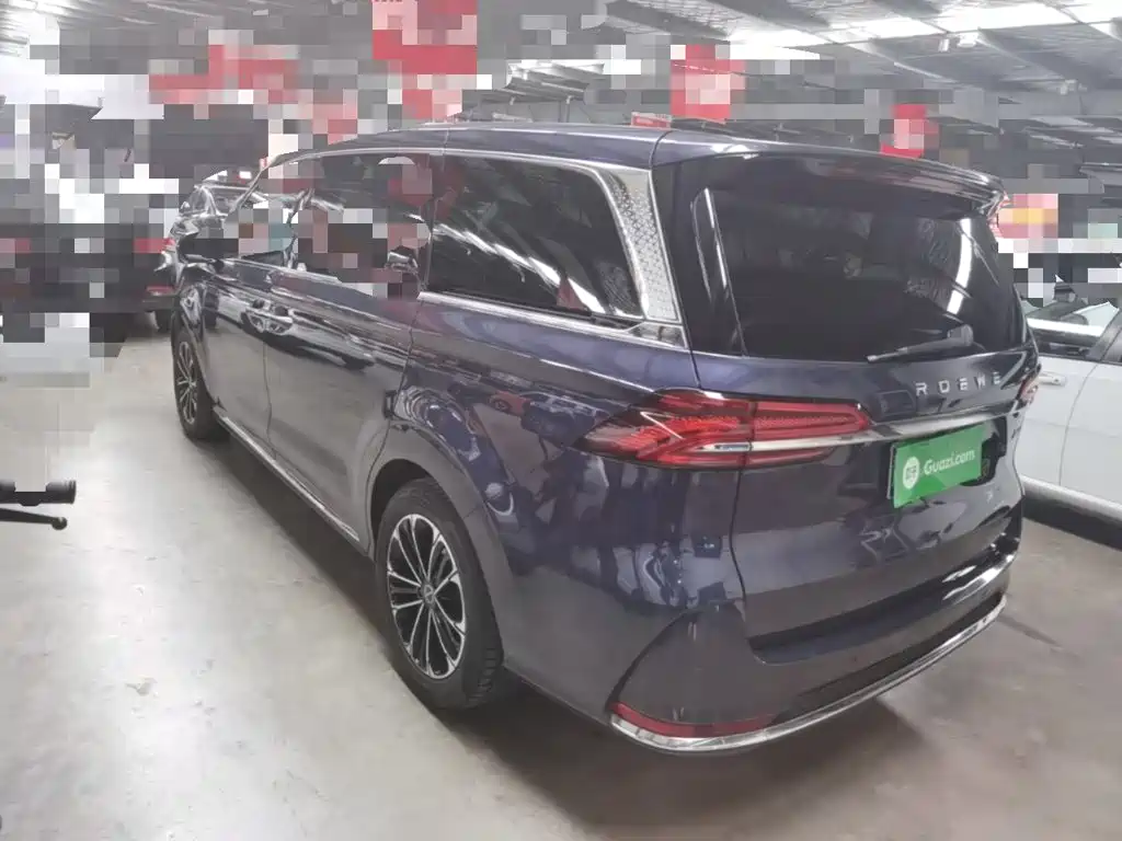 Фото 5 - Roewe iMAX8