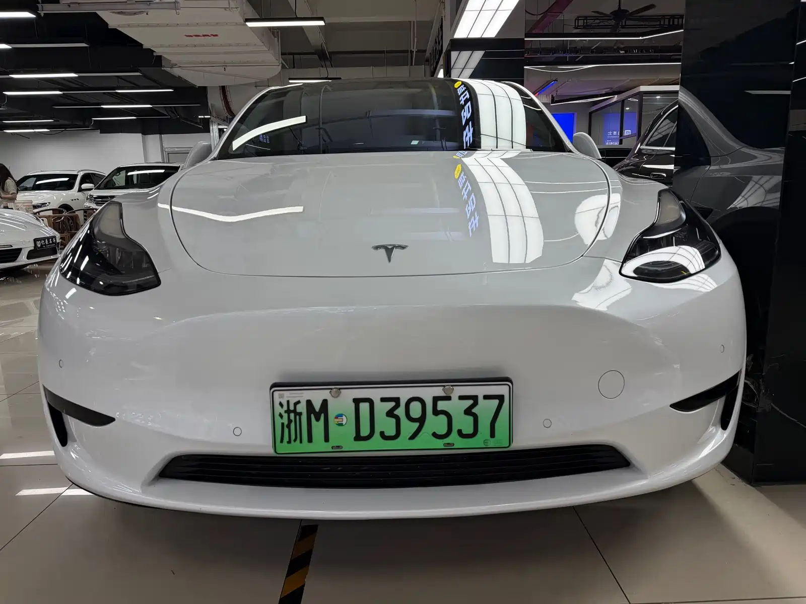 Фото 1 - Tesla Model Y