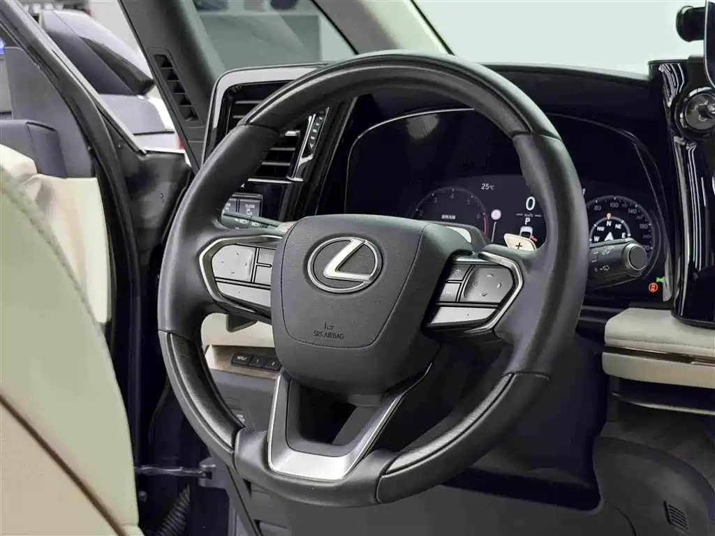 Lexus LM 2024 2023 500h 6-Seater Prestige Edition
