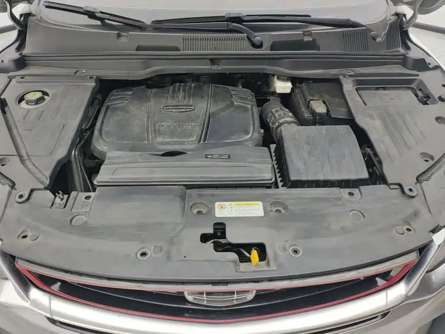 Фото 10 - Geely Coolray