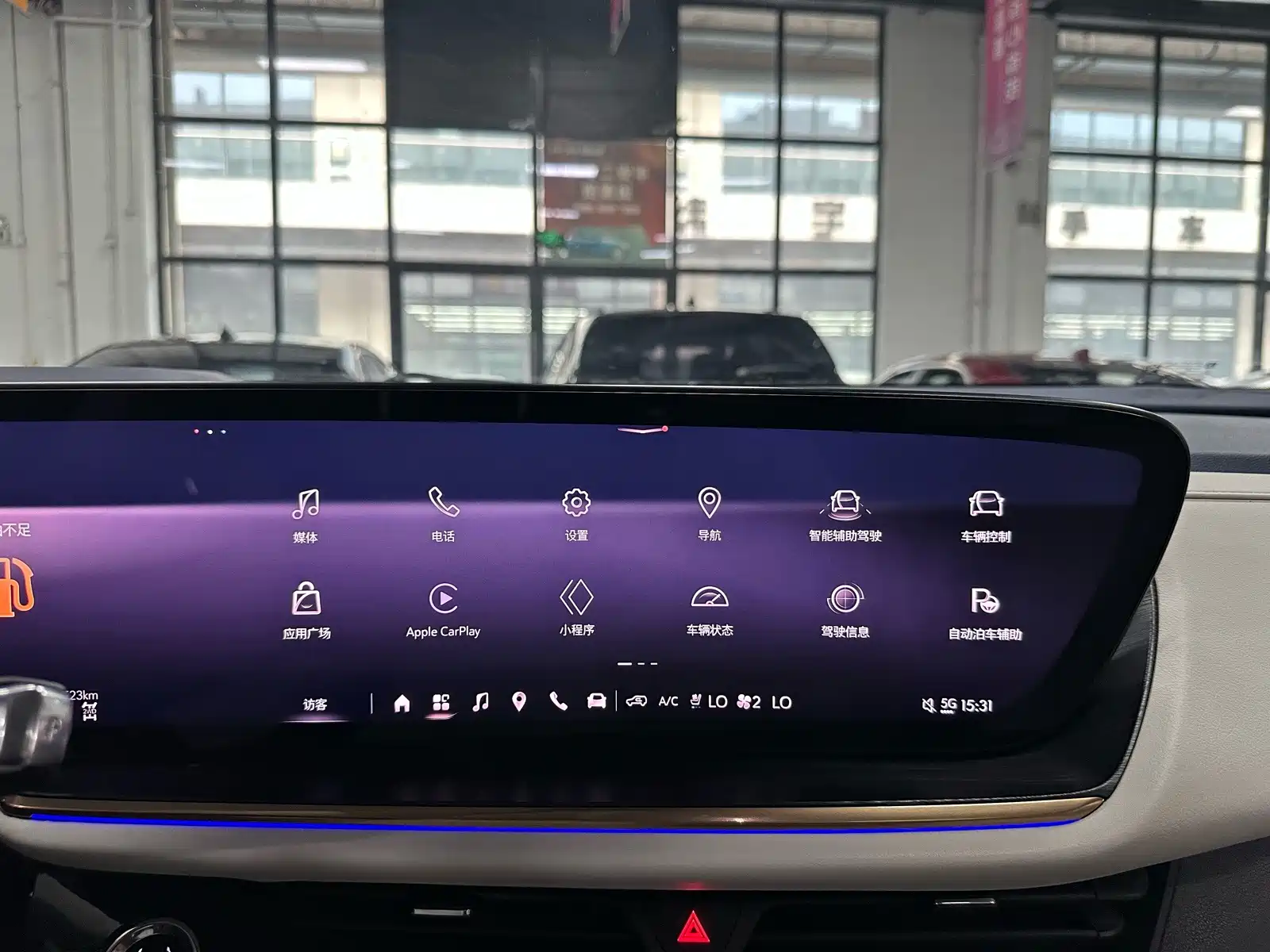 Фото 27 - Buick Envision Plus