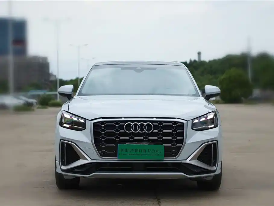 Audi Q2L 2022 35 TFSI Fashion Elegance фото 2