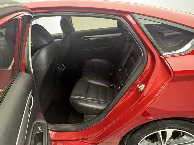 Photo 14 - Geely Binrui