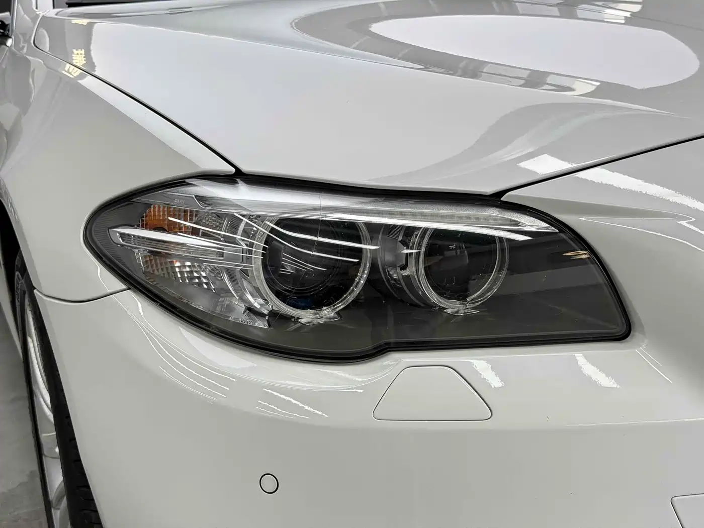 BMW 5 Series 2014 525Li Luxury Design Package фото 3