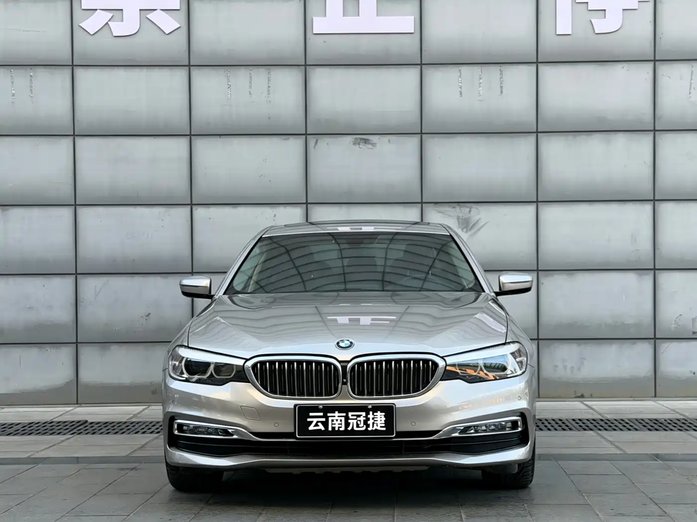 BMW 5 Series 2018 Facelift 530Li Leading Luxury Package фото 2