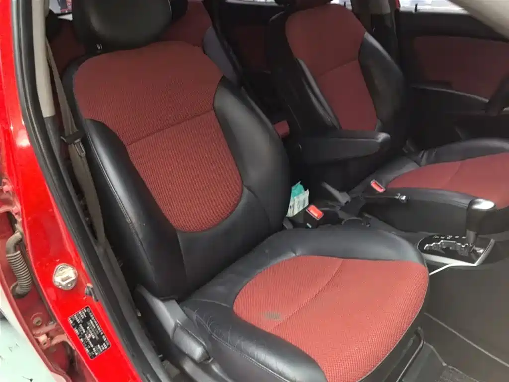 Hyundai Reina 2014 Model 1.6L Automatic TOP фото 25