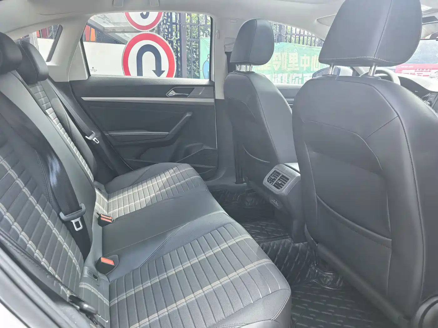 Volkswagen Lavida 2022 280TSI DSG Comfort Edition фото 15