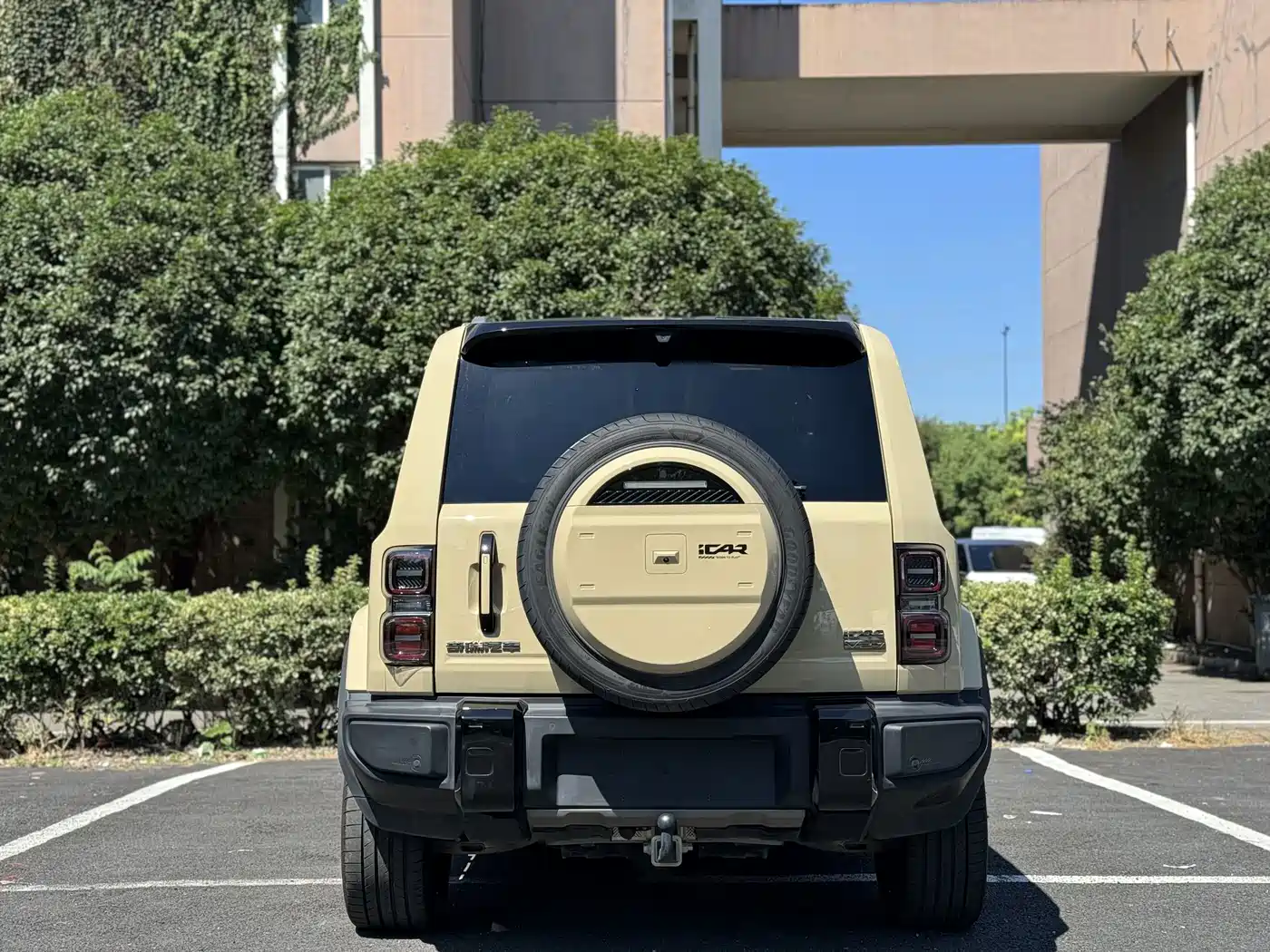 iCAR V27 2026 2026 200KM AWD Falcon 500