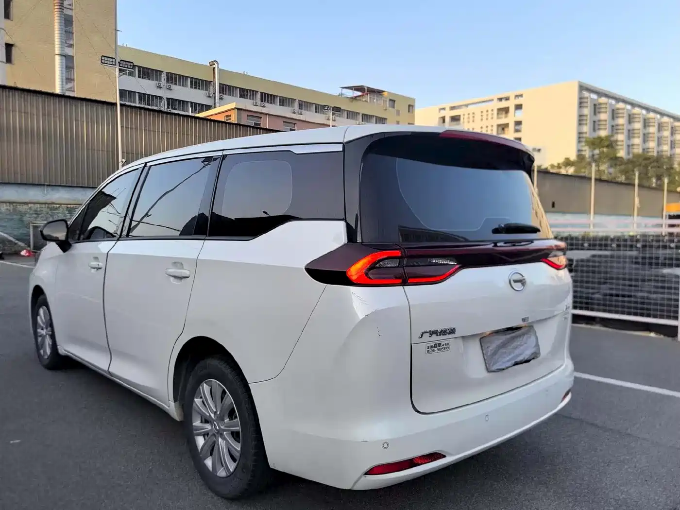 GAC Trumpchi Trumpchi M6 2021 270T DCT Elite Edition (7-Seater) фото 6