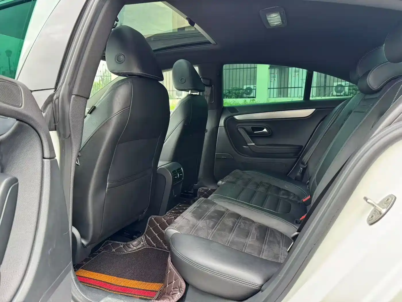 Volkswagen FAW-Volkswagen CC 2016 Model 1.8TSI Luxury фото 7