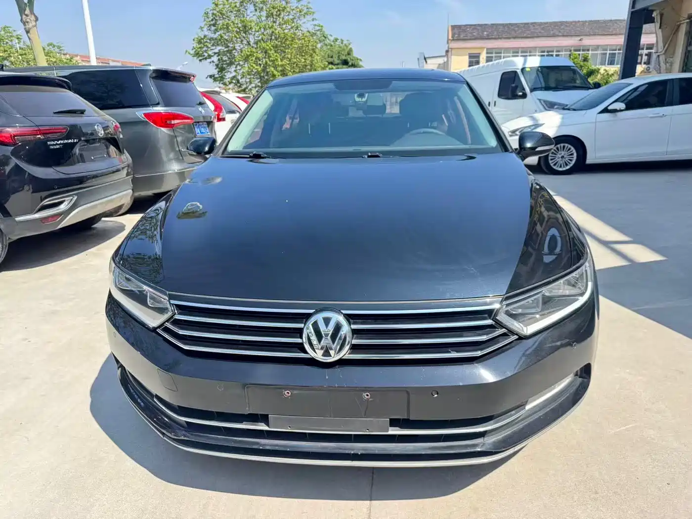 Volkswagen Magotan 2017 330TSI DSG Leading фото 2