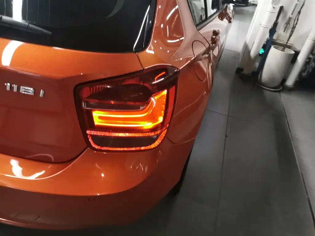 BMW 1 Series (Import) 2013 Facelift 118i Leading Model фото 8