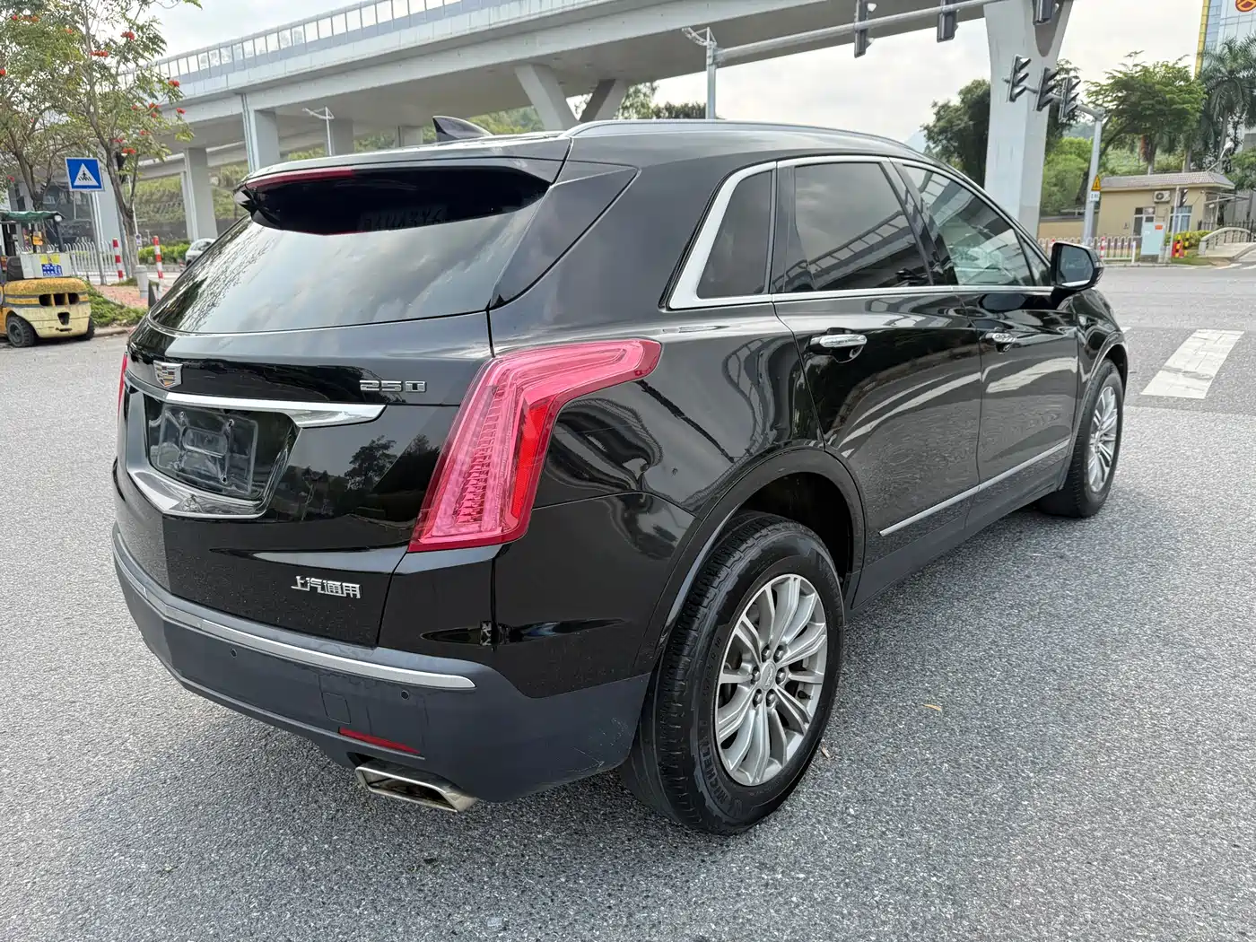 Cadillac XT5 2016 25T Luxury Model фото 5