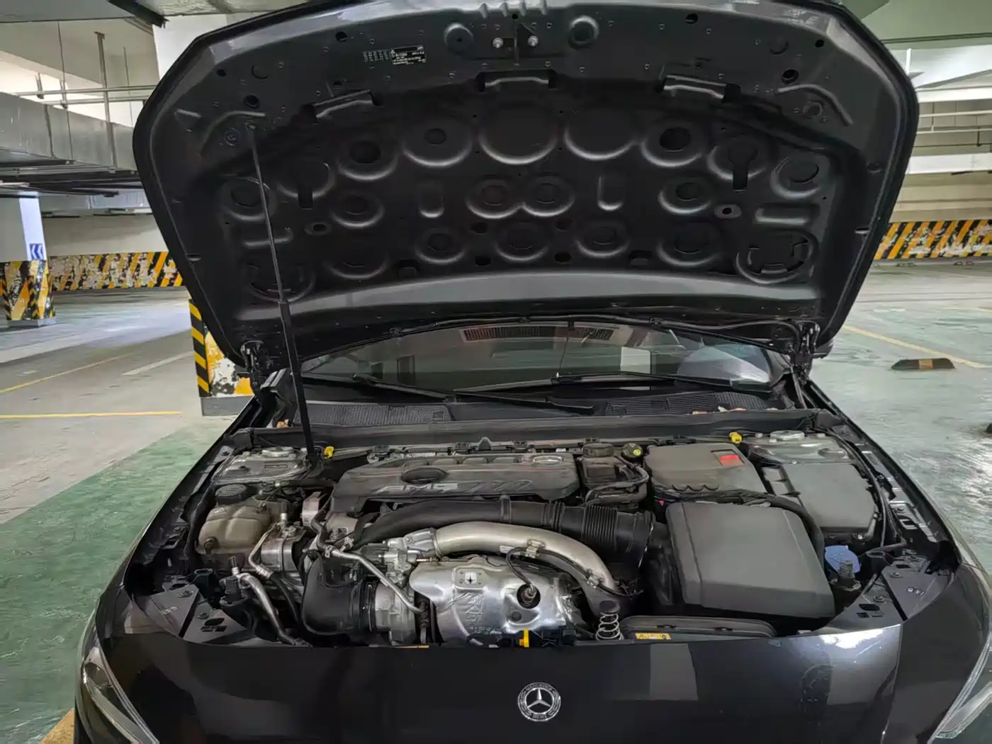 Mercedes-Benz A-Class AMG 2019 AMG A 35 L 4MATIC фото 7