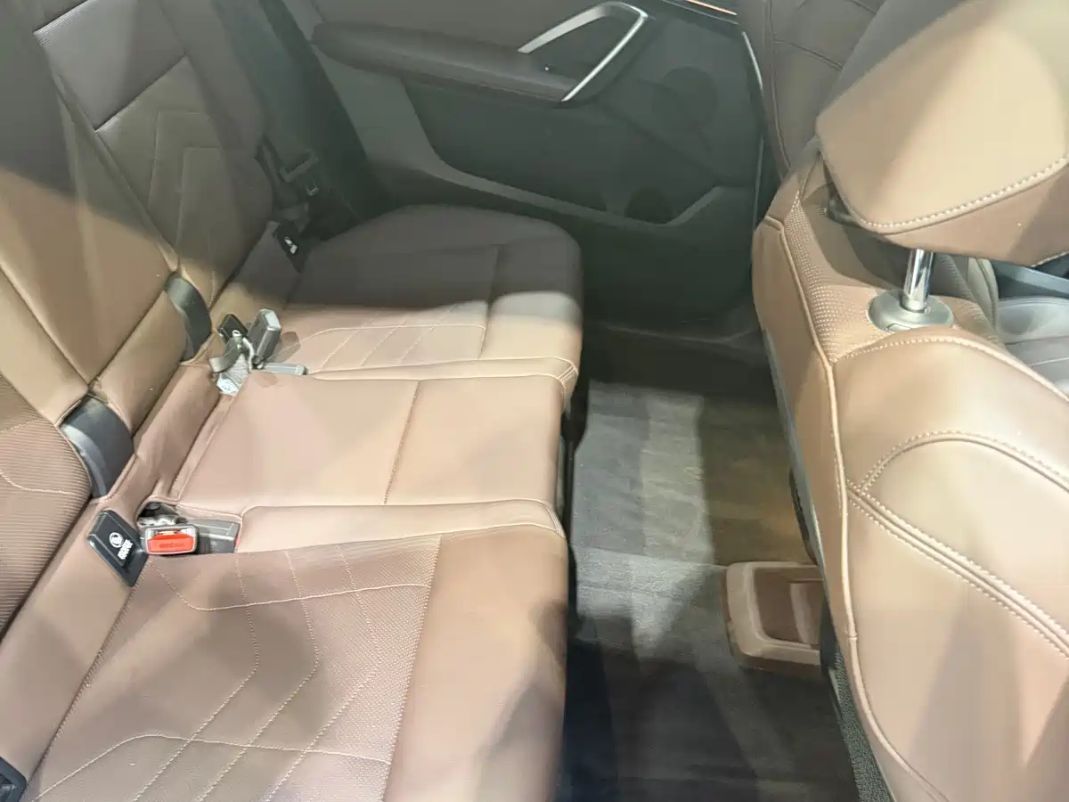 BMW X1 2023 sDrive20Li X Design Package фото 15