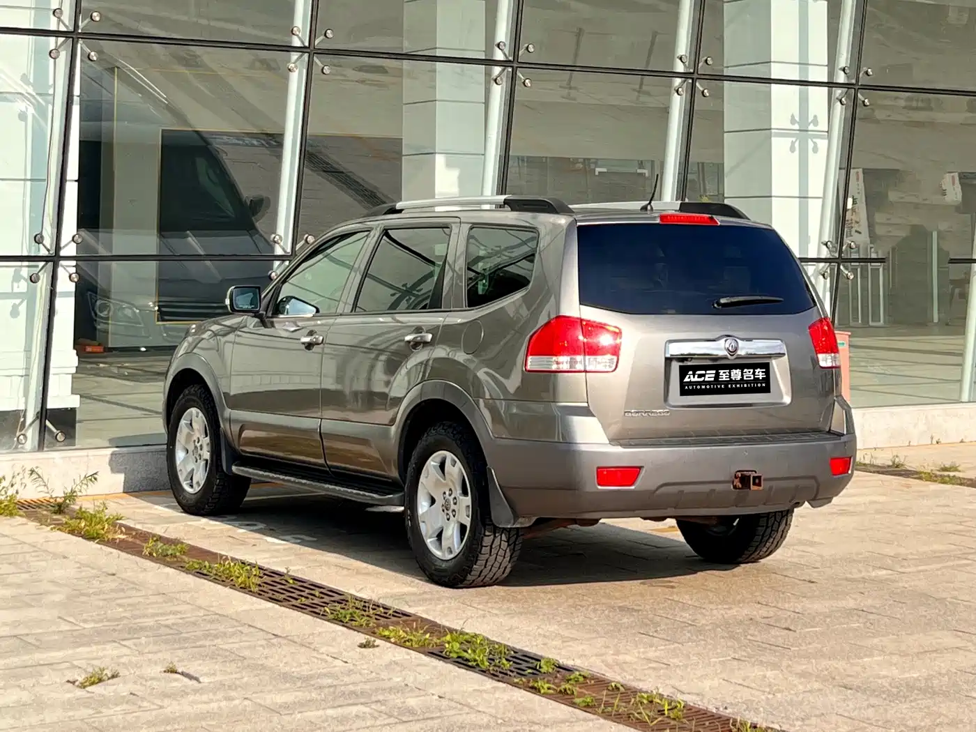 Kia Borego 2010 2008 3.8L Luxury Edition China IV