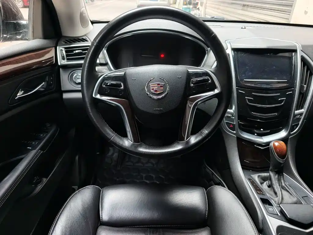 Cadillac SRX 2016 2015 3.0L Leading