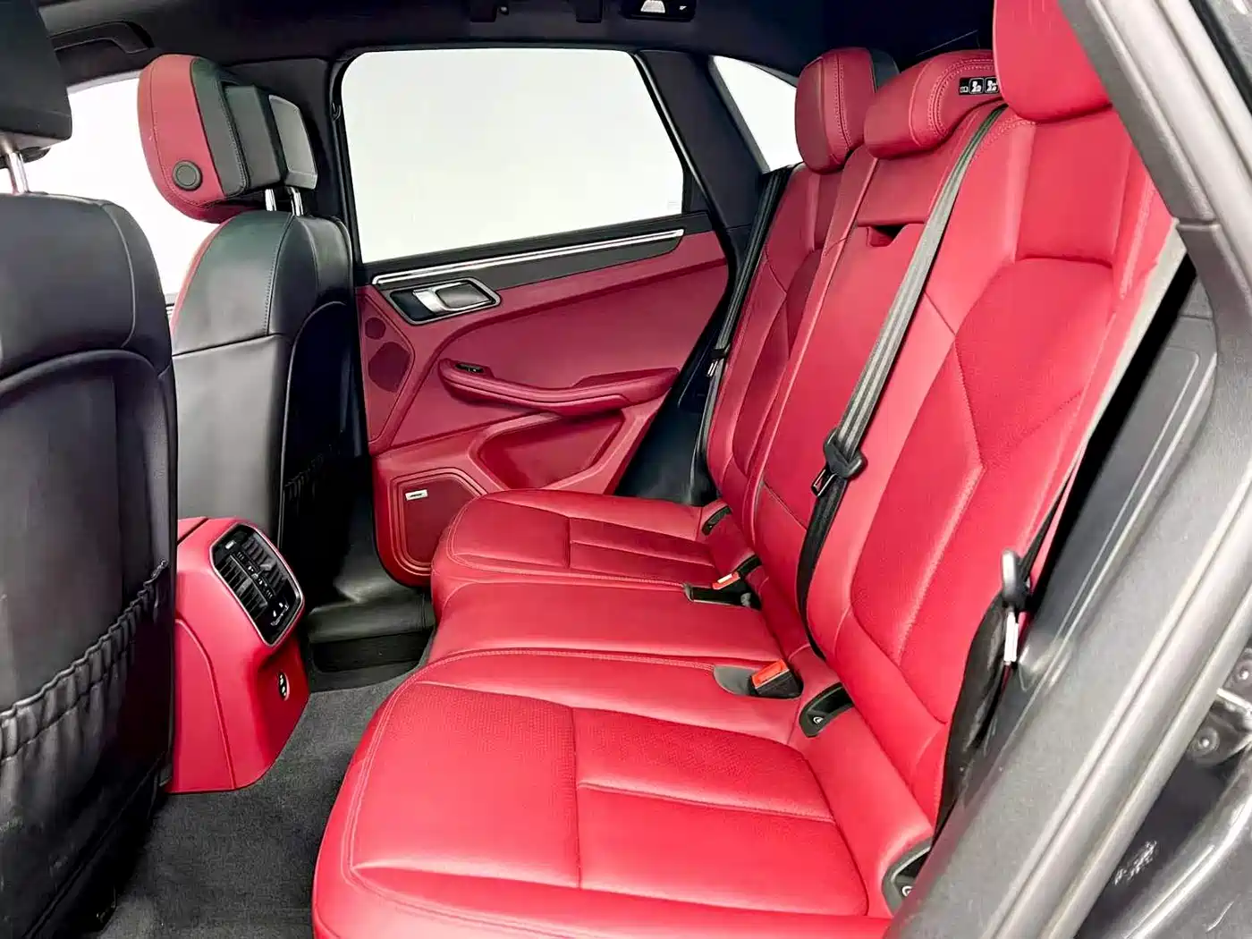 Porsche Macan 2022 Macan 2.0T фото 13