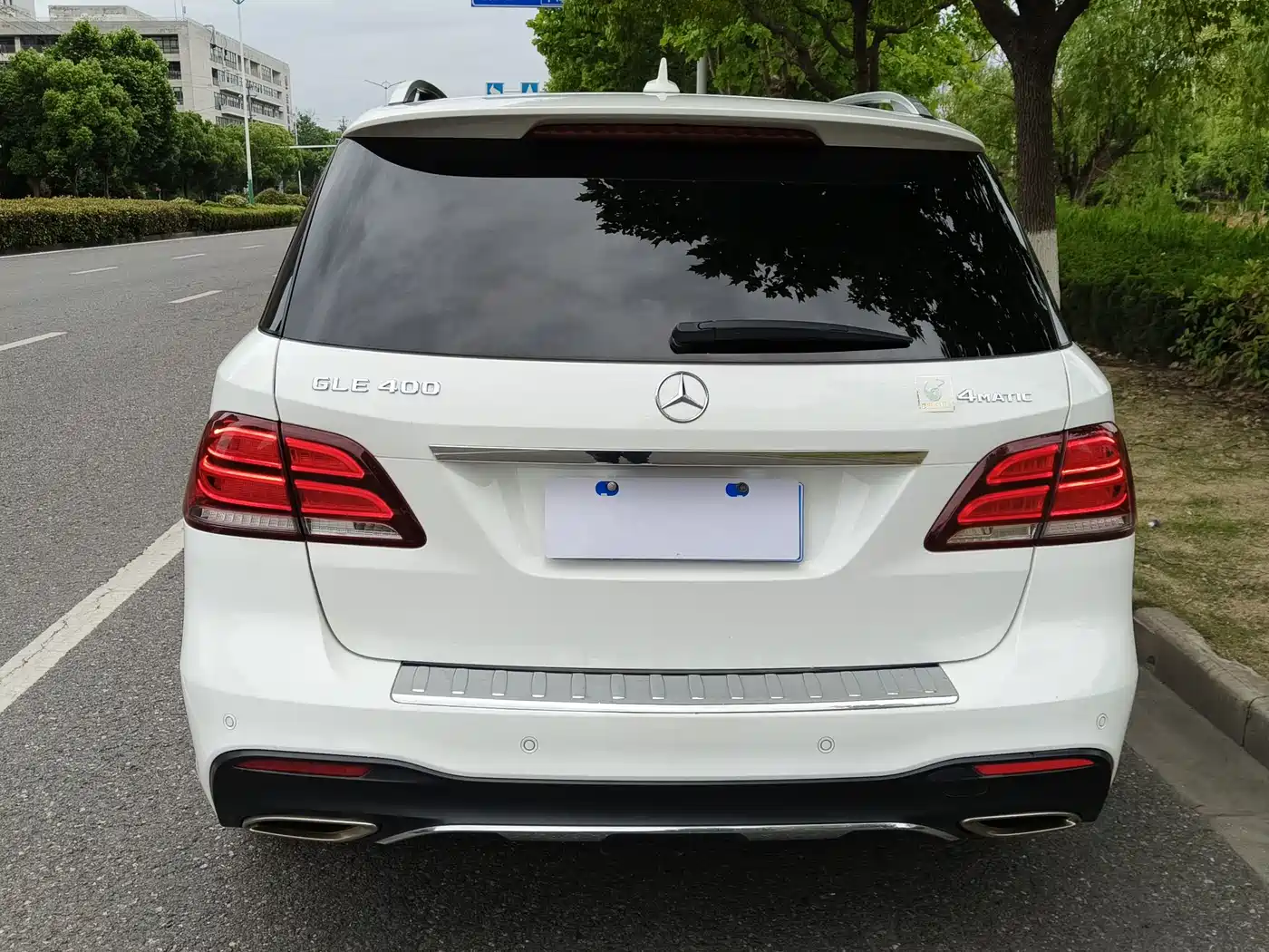 Mercedes-Benz GLE 2018 GLE 400 4MATIC Ultimate Edition фото 9
