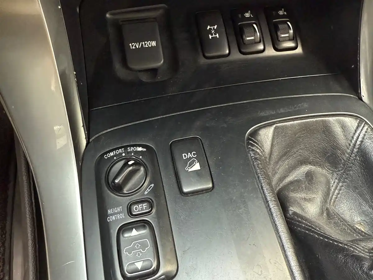 Toyota Prado (Import) 2004 VX 4.0 фото 13