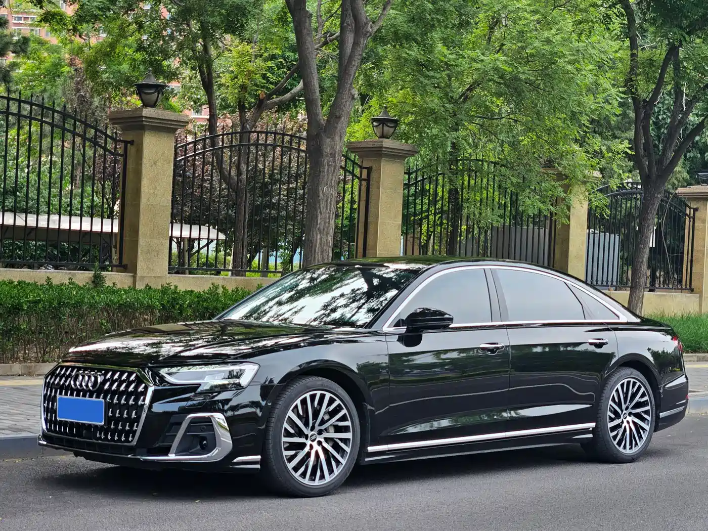 Audi A8 2023 A8L 55 TFSI quattro Flagship