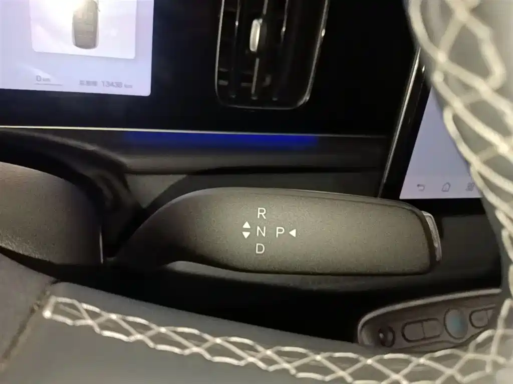 BYD Hai Shi 05 EV 2025 520KM Flagship Smart Navigation Edition фото 14