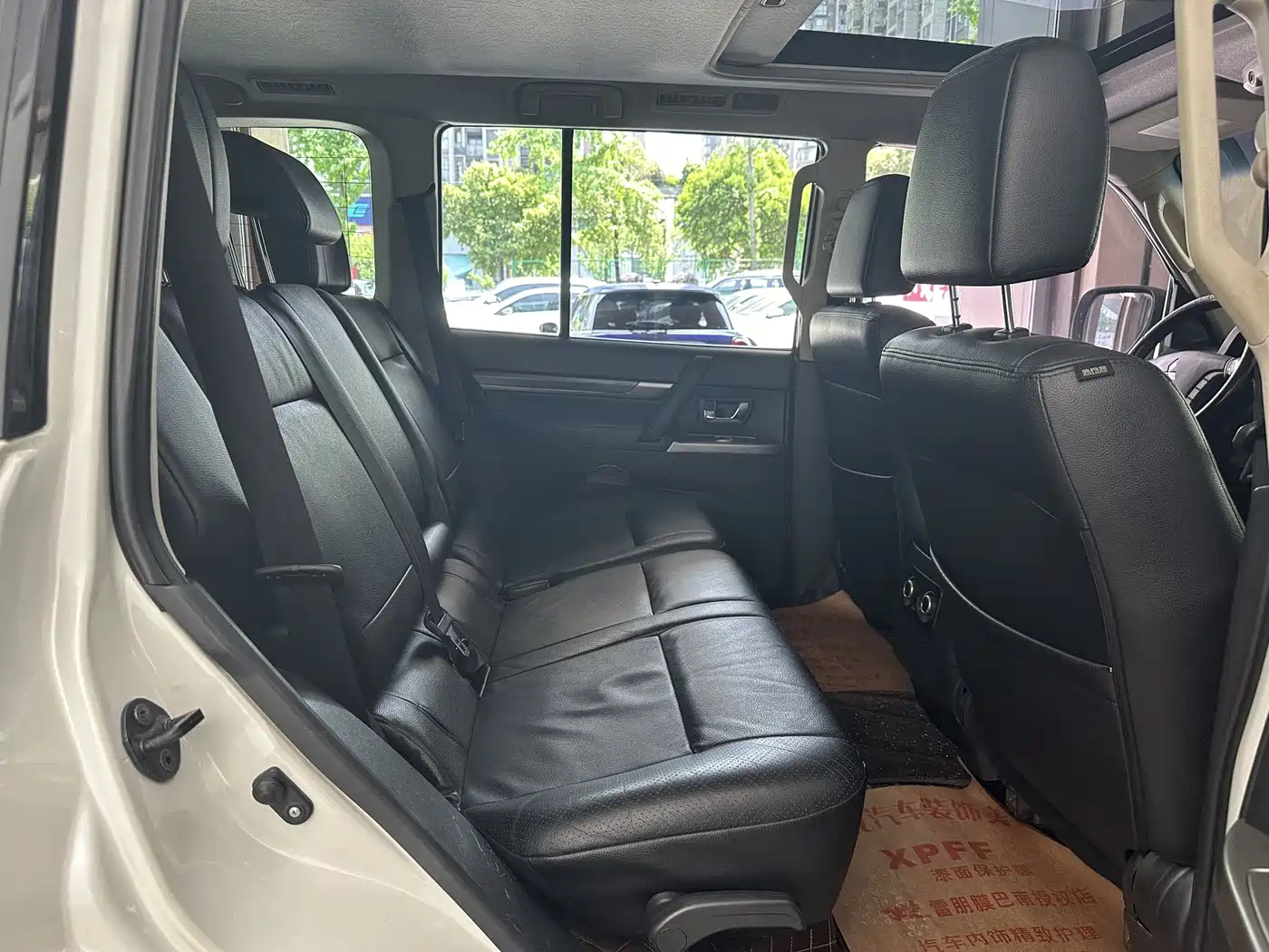 Mitsubishi Pajero (Import) 2012 3.0L Elite Plus Edition фото 16