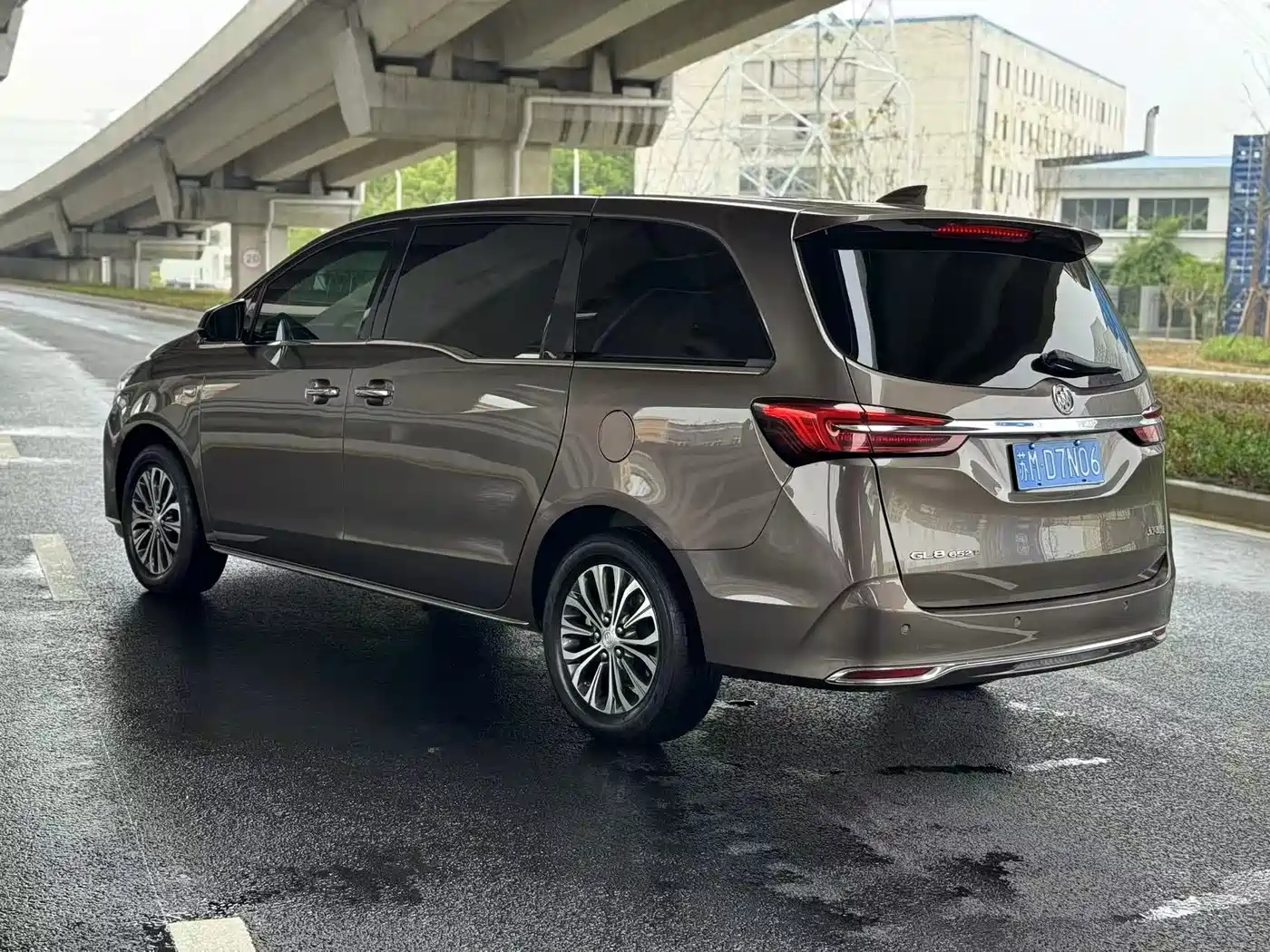 Buick GL8 2023 Land Business Class 652T Luxury фото 12