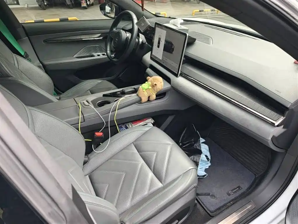 ZEEKR EXTREME KRYPTON 001