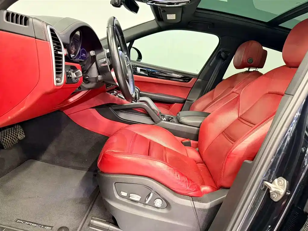 PORSCHE CAYENNE NEW ENERGY