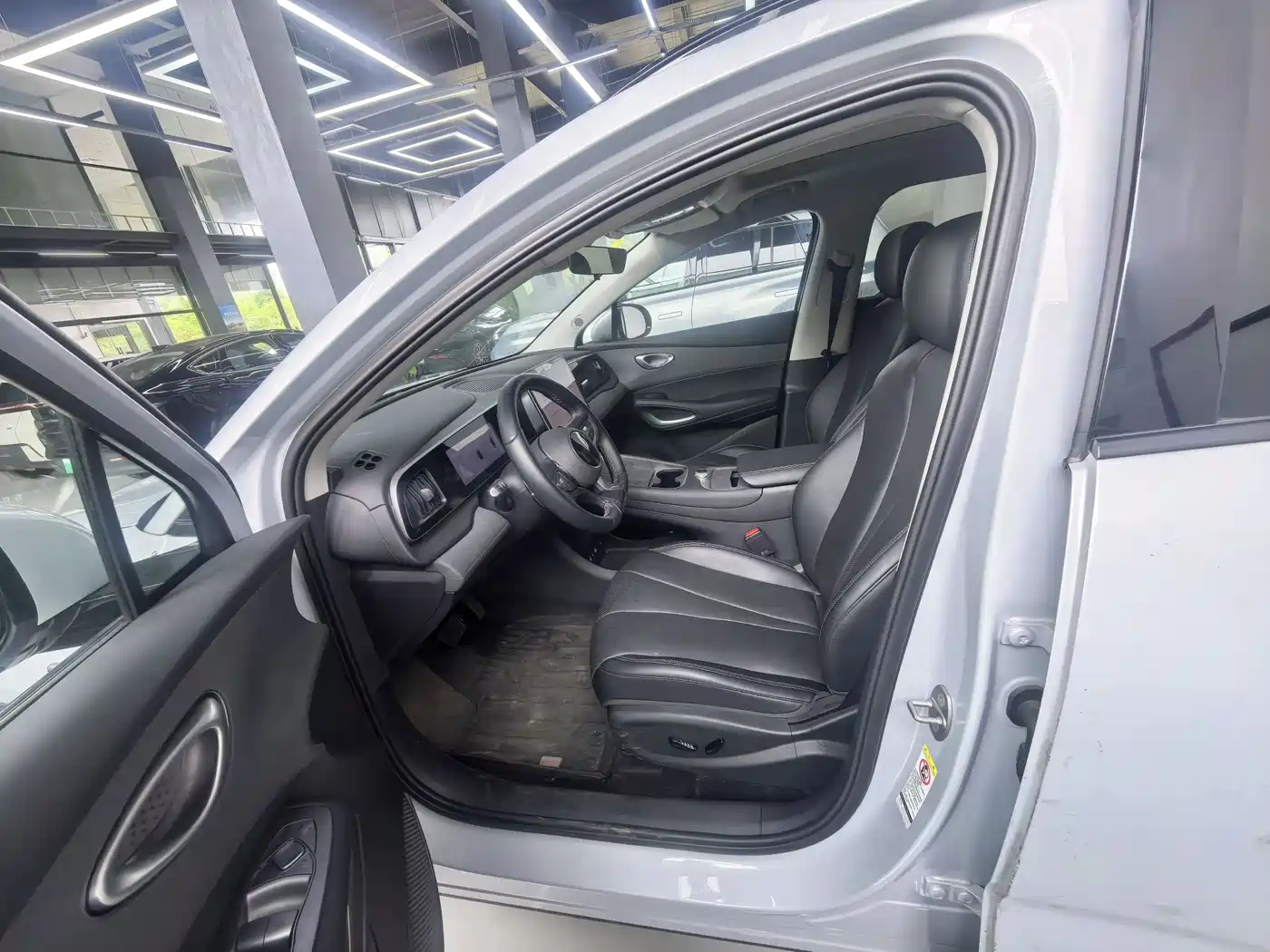 BYD Hai Shi 05 EV 2025 520KM Flagship Smart Navigation Edition фото 7