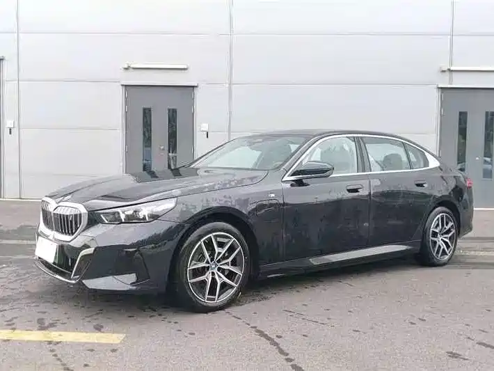 BMW i5 2026 2025 eDrive 35L M Sport Package