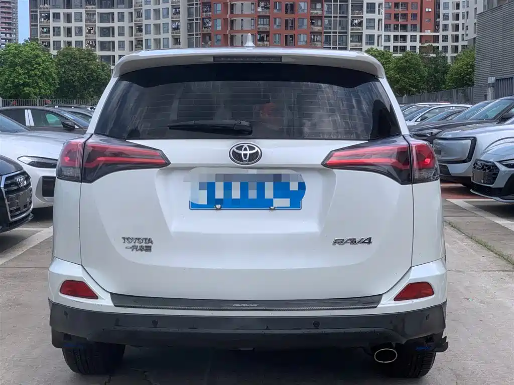 Toyota RAV4 Rongfang 2019 2.0L CVT 2WD Pioneer Edition China VI фото 4
