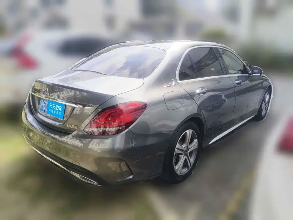 Фото 2 - Mercedes-Benz C-Class