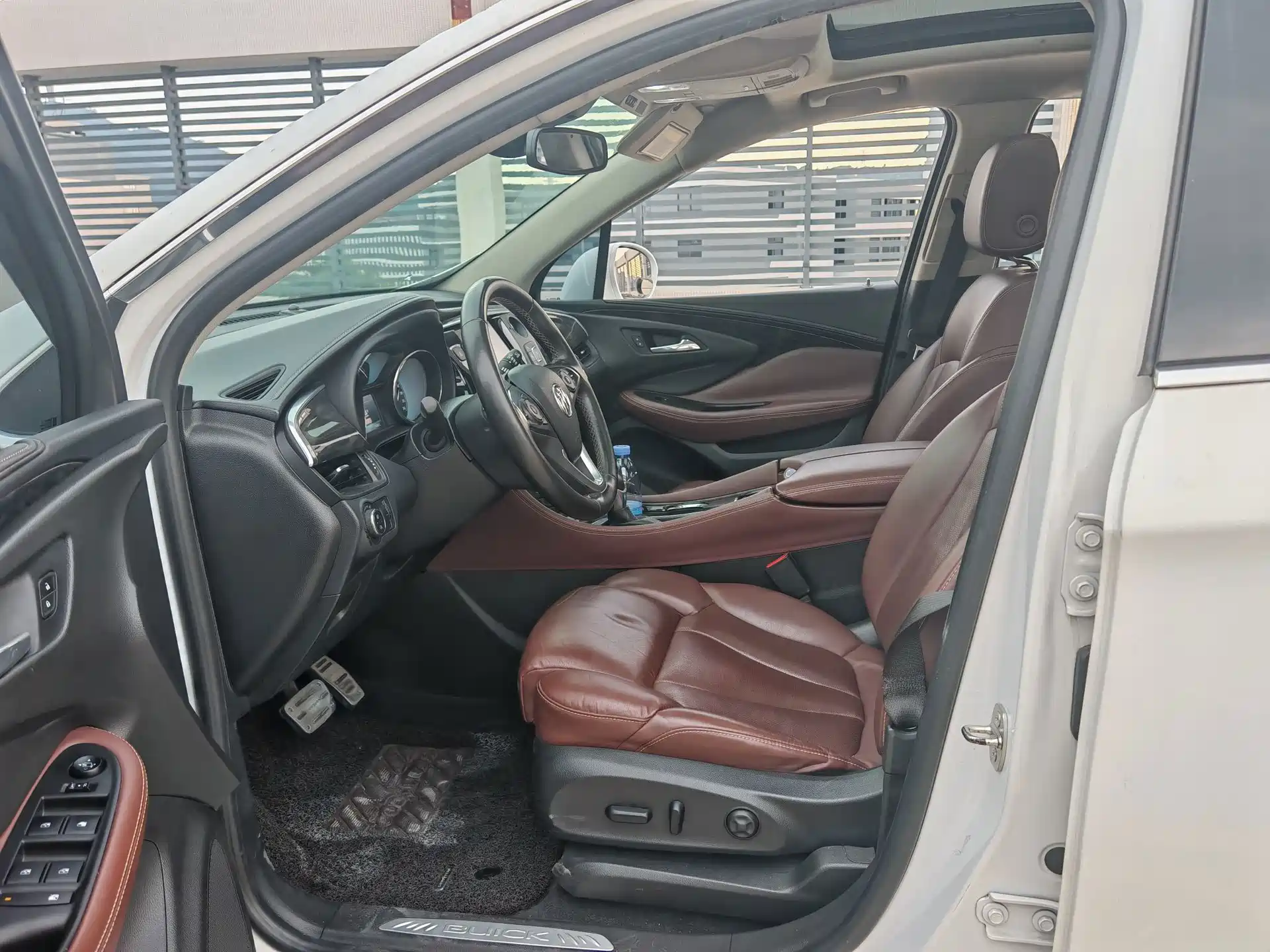 Фото 9 - Buick Envision Plus