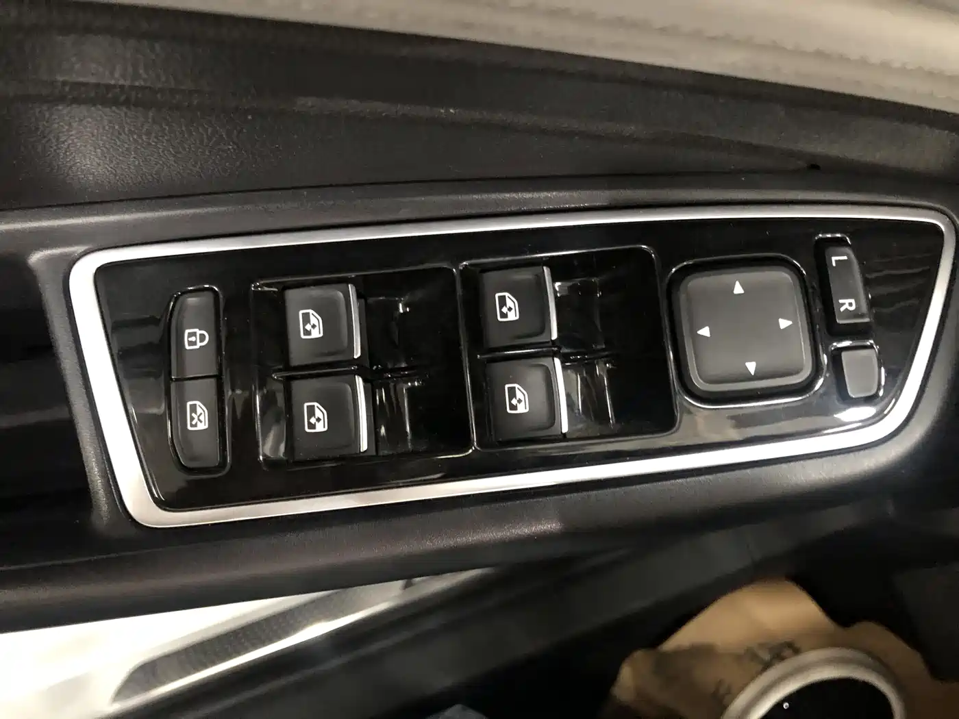 JETTA VS7