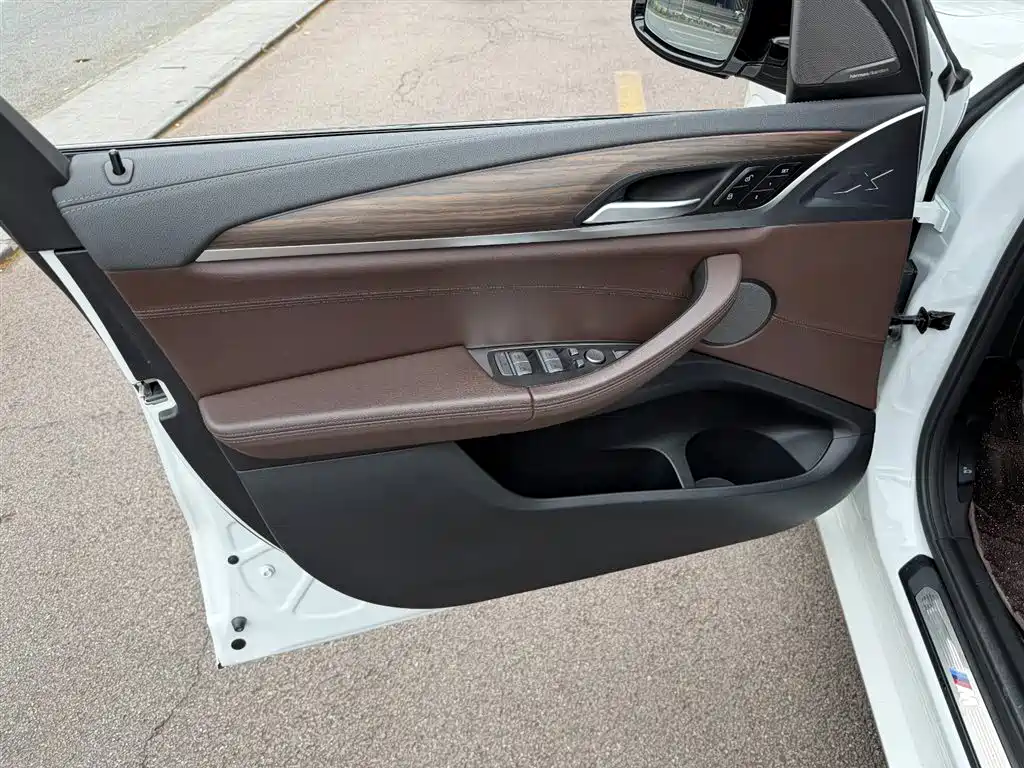 BMW X3 2021 xDrive28i M Sport Package фото 6