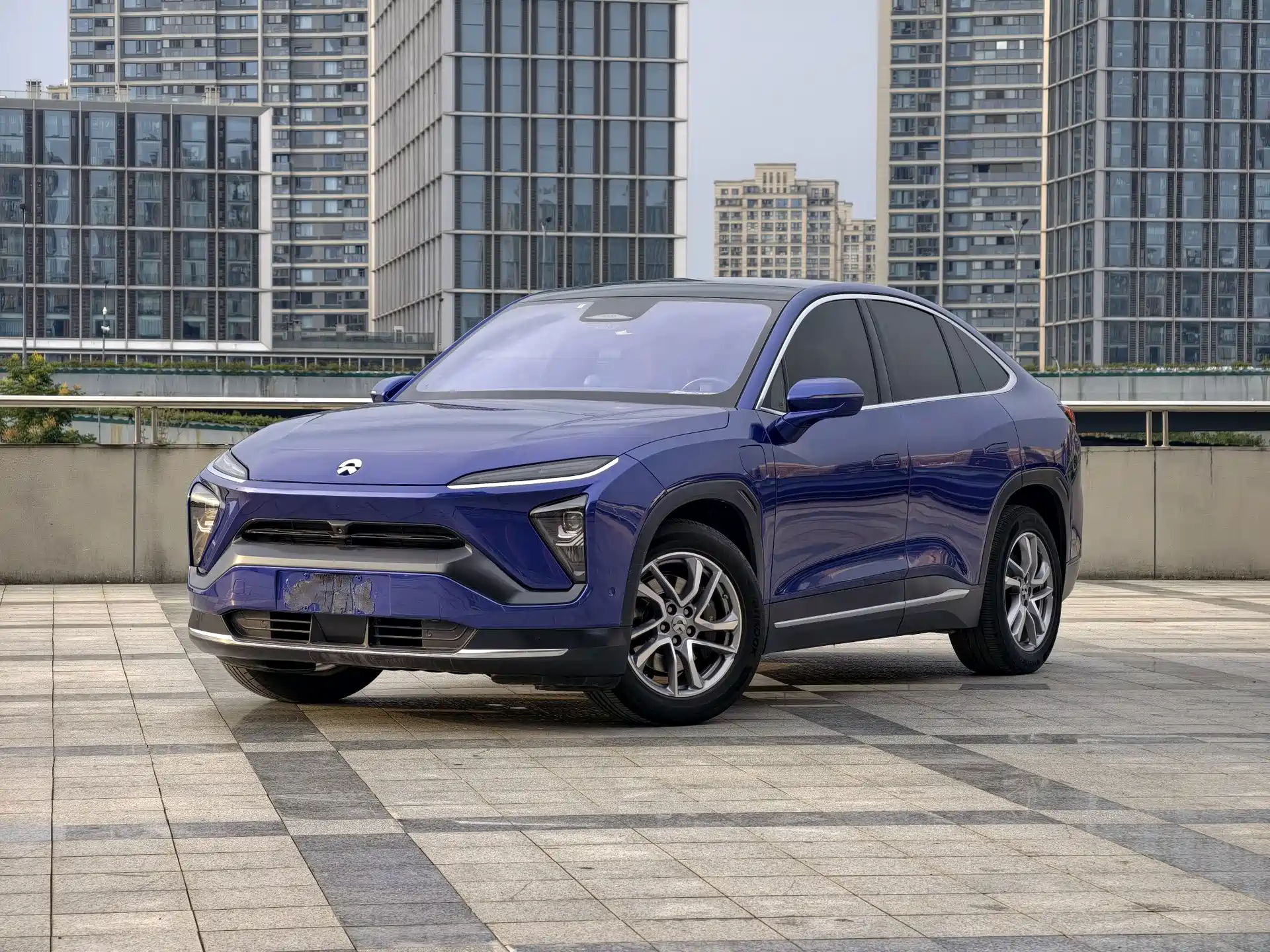 Фото 1 - NIO EC6