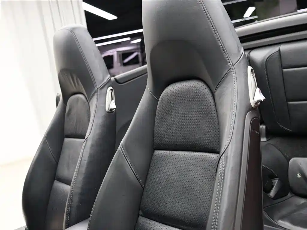 Porsche 911 2012 Carrera Cabriolet 3.4L фото 3