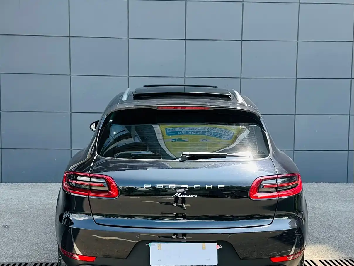Porsche Macan 2017 Macan 2.0T фото 13