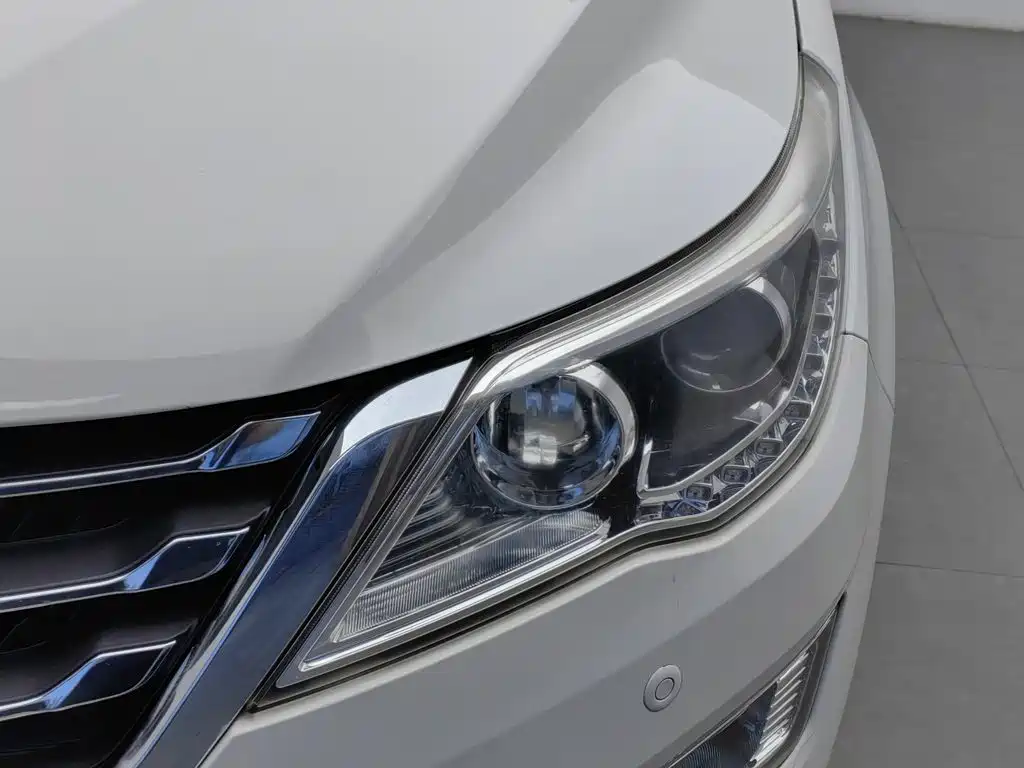 Baojun 560 2015 2015 1.8L Manual Luxury