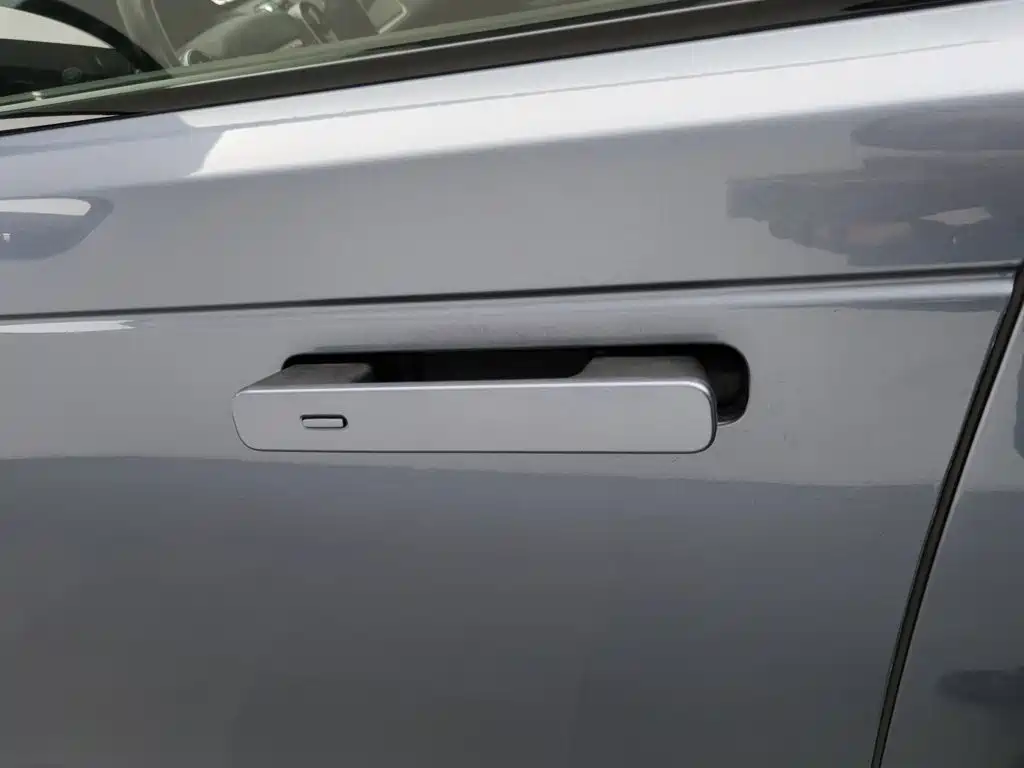 Фото 18 - Land Rover Range Rover Velar