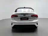 Фото 4 - Ford Focus