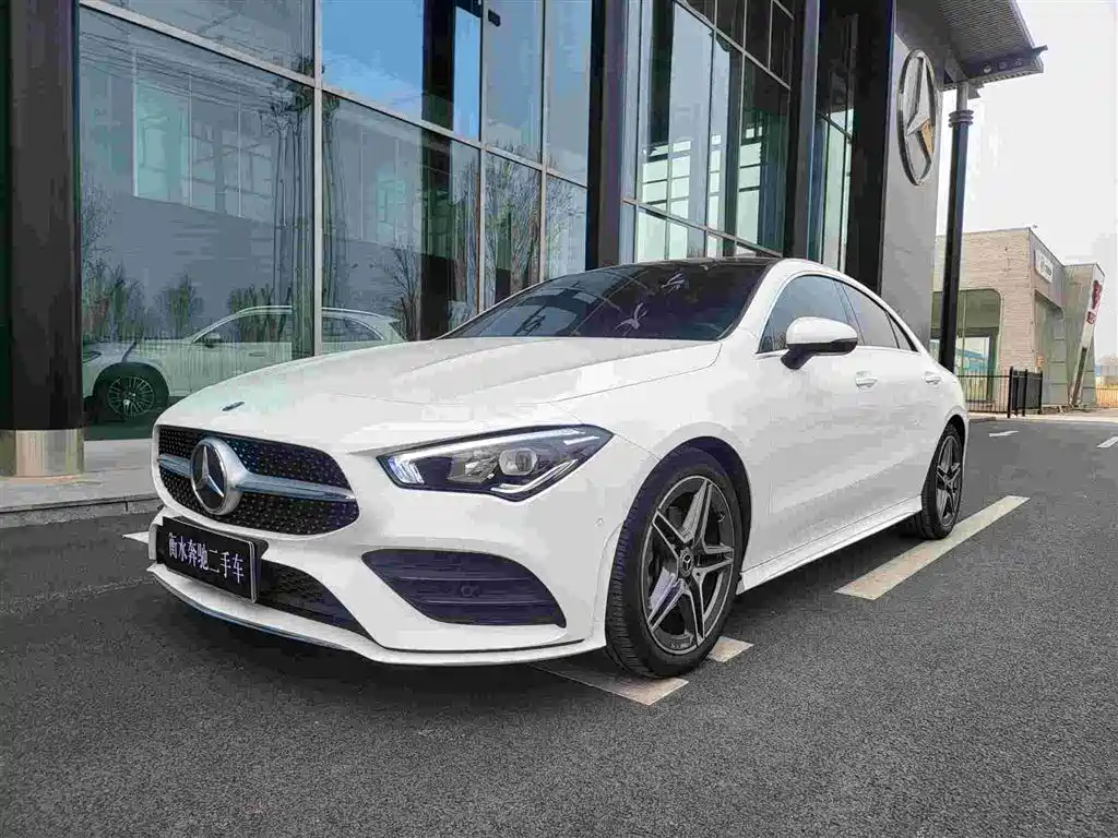 MERCEDES-BENZ CLA