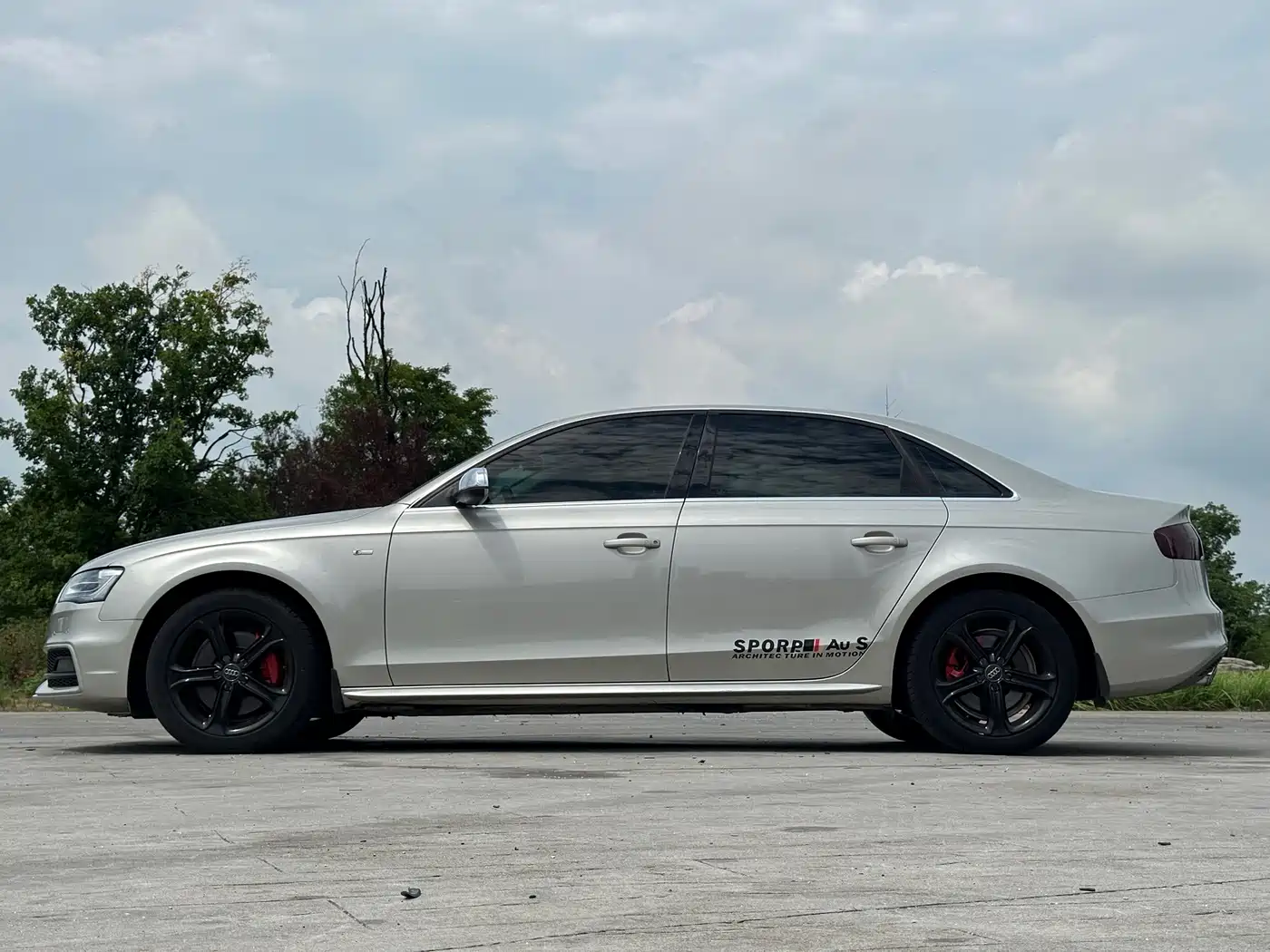 Фото 3 - Audi A4L