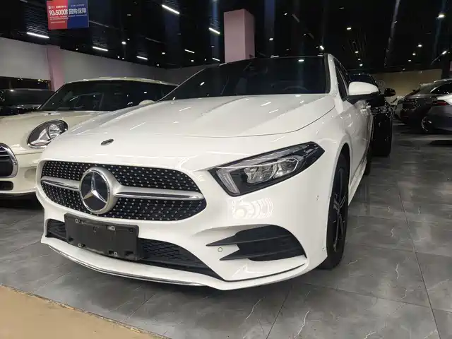 MERCEDES-BENZ A CLASS