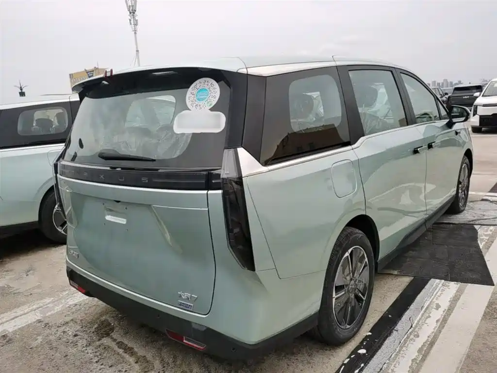 SAIC Maxus Dajia 7 2024 Facelift Super Hybrid Long Range Enjoyment Edition фото 6