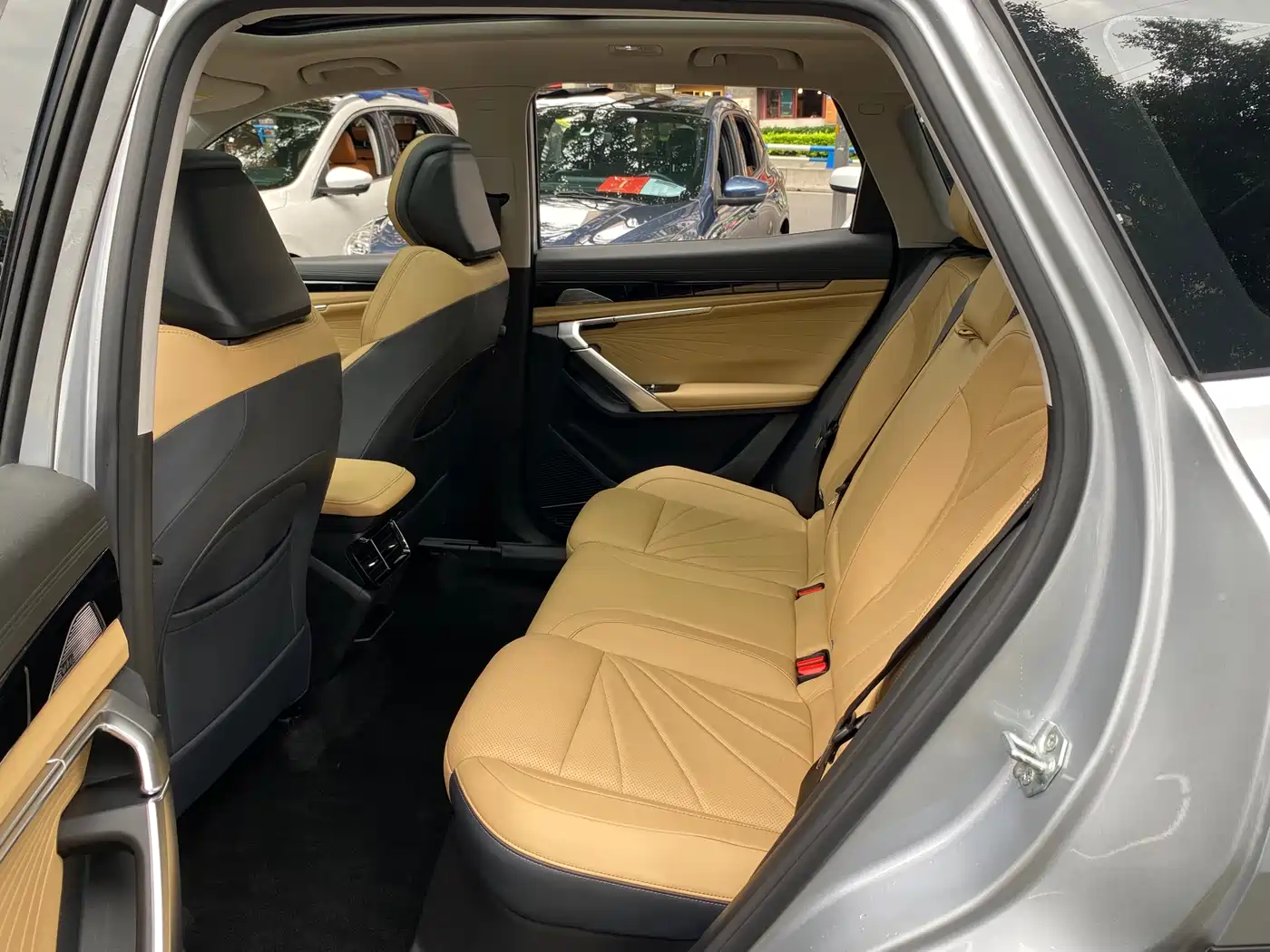 GEELY AUTOMOBILE BOYUE L