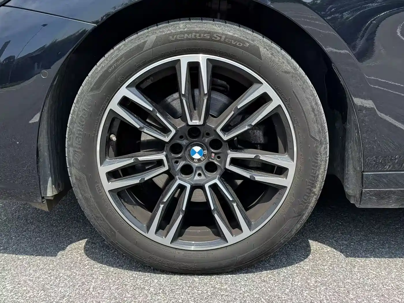 BMW 5 Series 2024 525Li M Sport Package фото 13